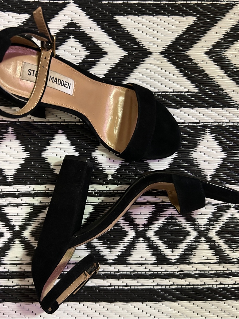 Steve Madden Black Block Heel Ankle Strap Sandals